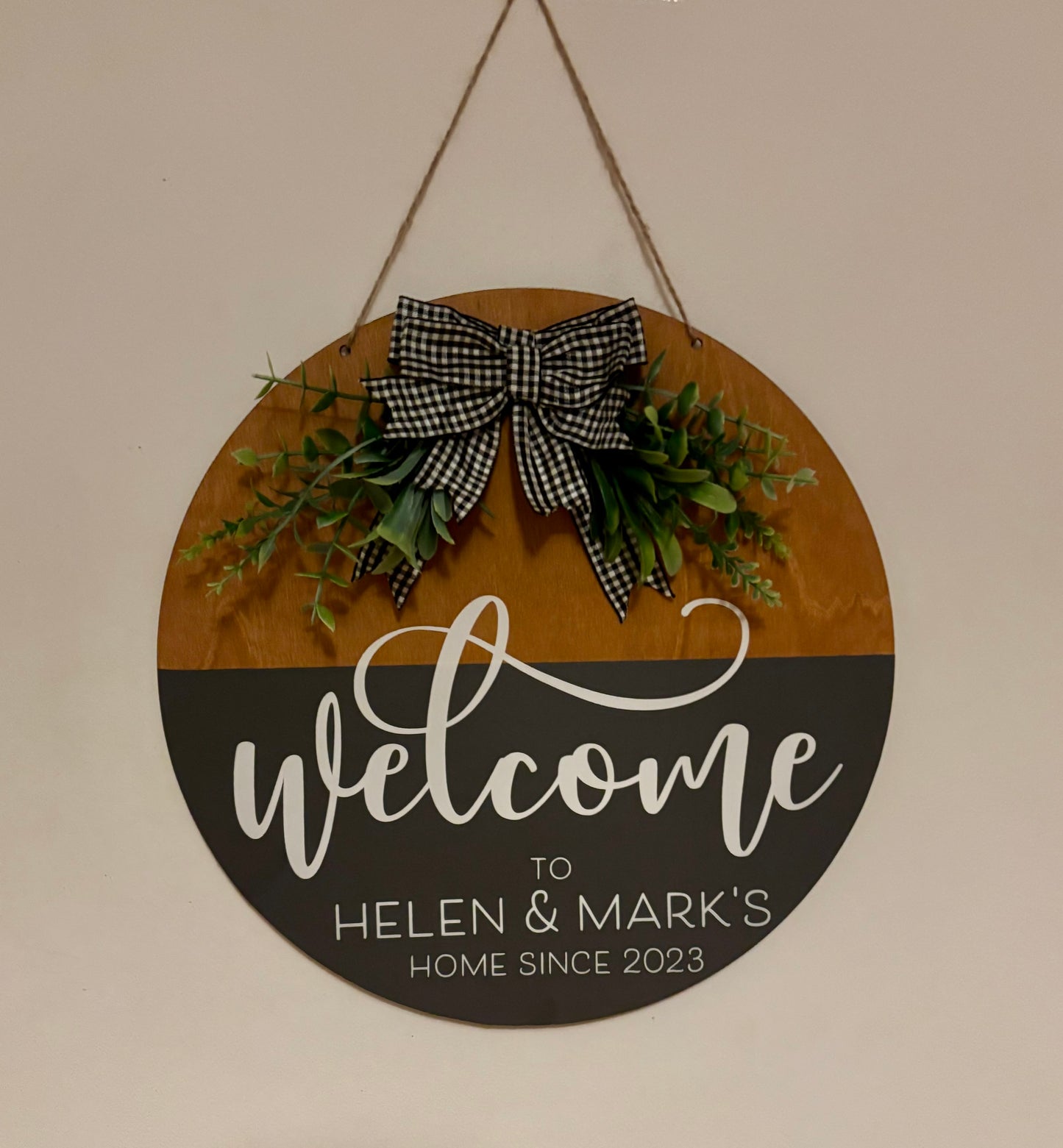 Personalised names welcome sign